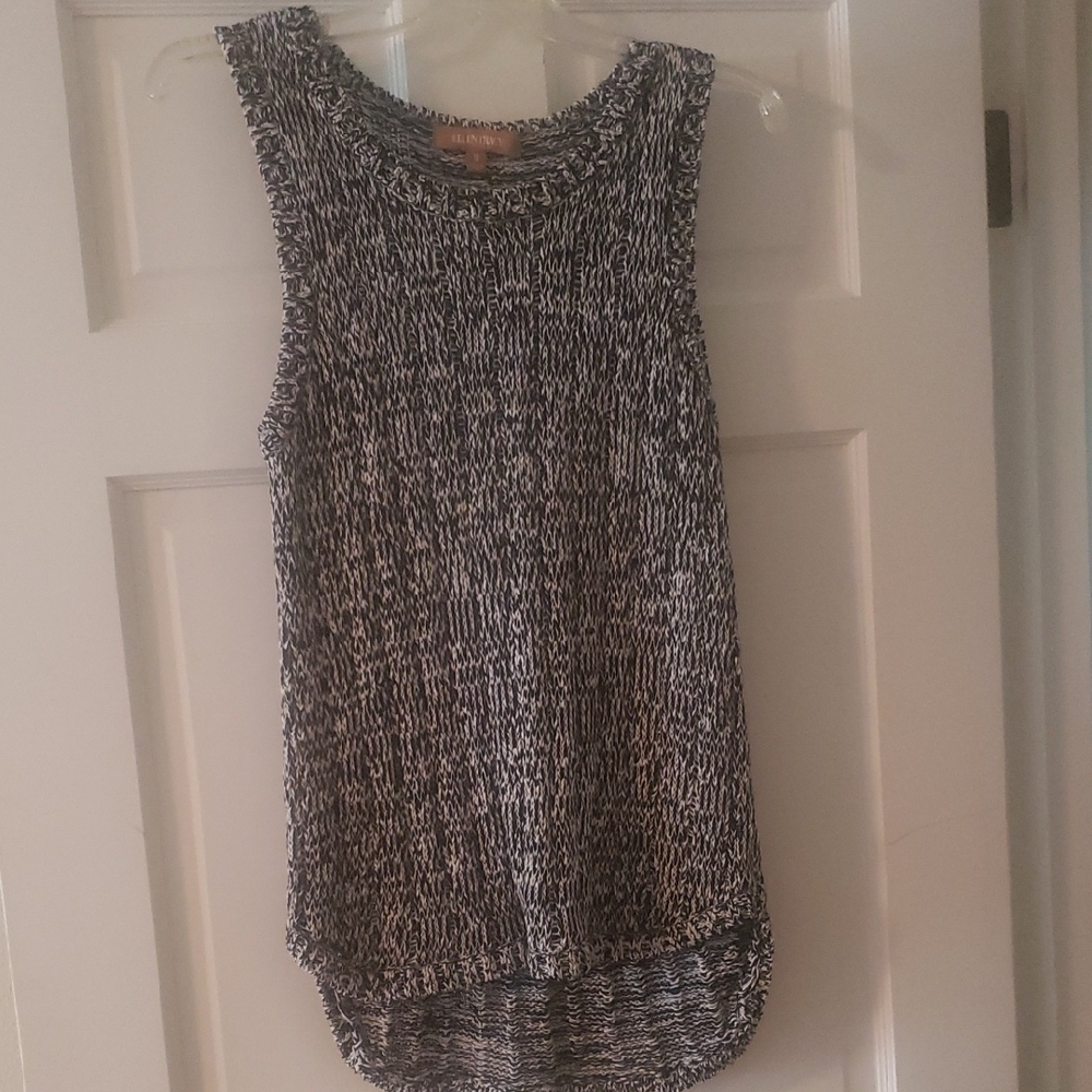 Ellen Tracy Black and White Knit Tank Top